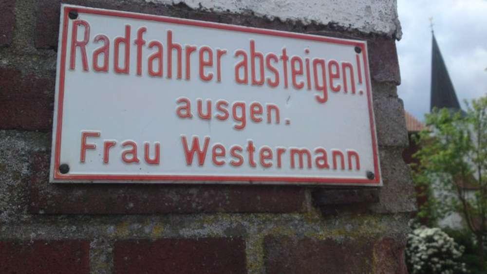 1251355270-frau-westermann-oeZAJC1Q3NG.j