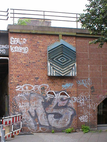 1265479696_9e0931cdfb.jpg