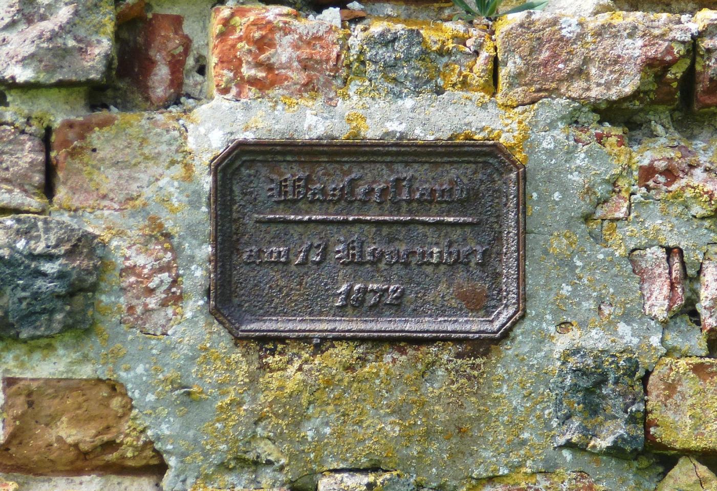 1920px-Burgruine_Glambek_2014e.jpg