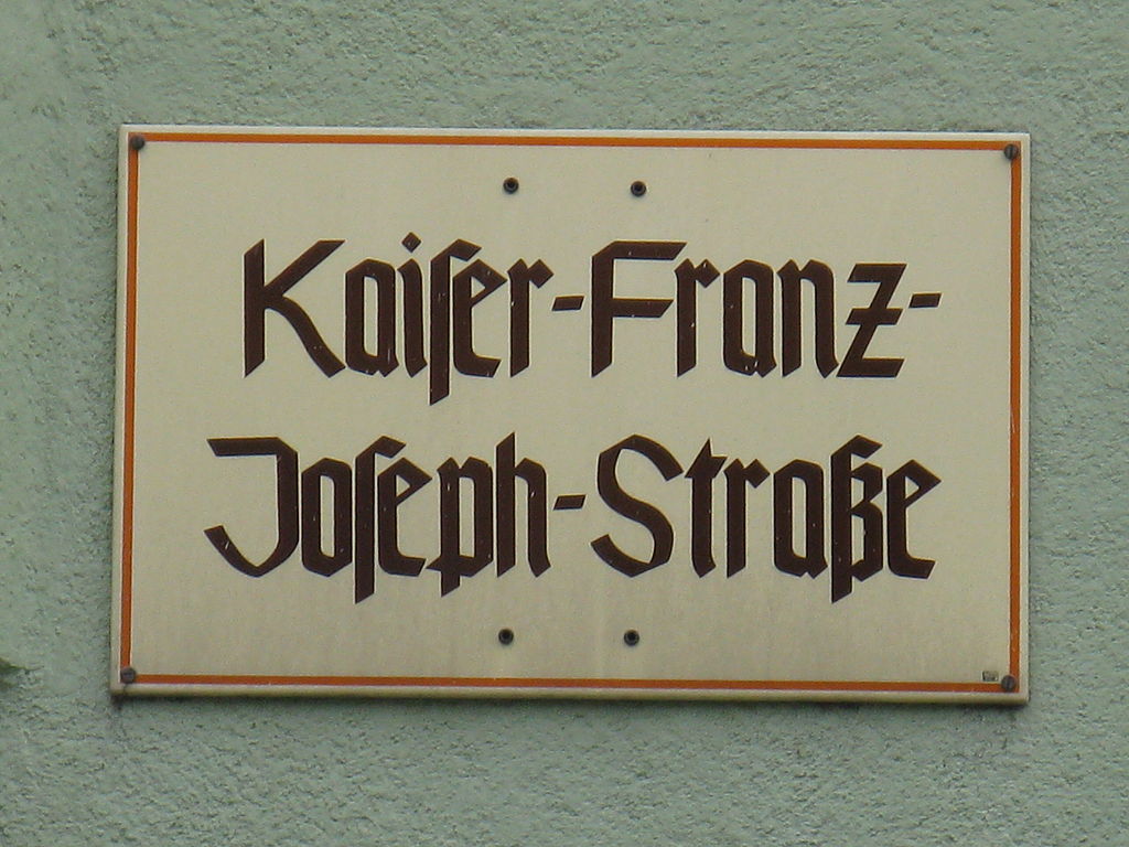 1024px-Innsbruck-Stra%C3%9Fenschild-alt.jpg