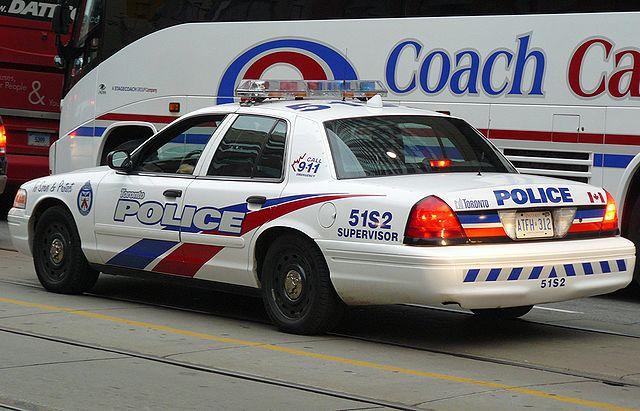 640px-Police_Car_51S2_Toronto.jpg