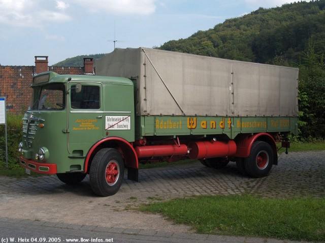 Buessing-LU-11-Wandt-040905-05.jpg
