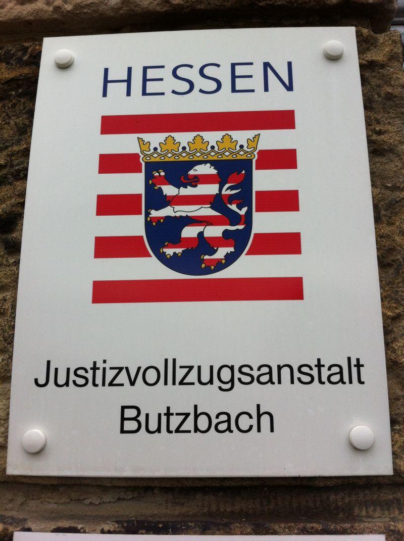 JVA-Butzbach-Schild-klein.jpg
