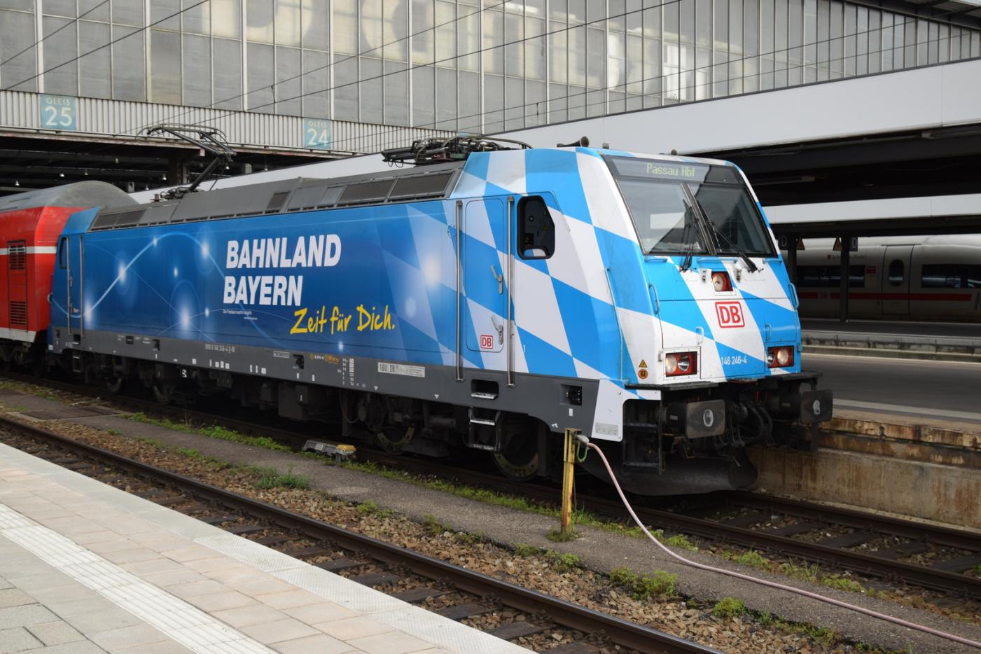 bahnland-bayern-lok-2b19305a-cfd6-44c9-8