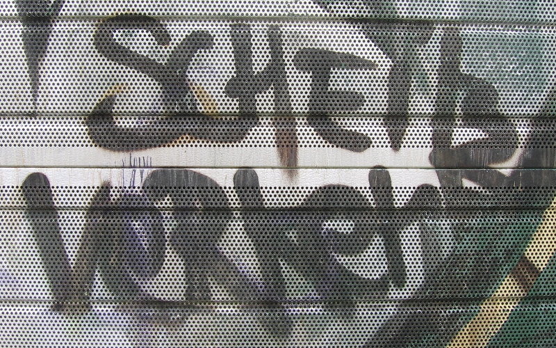 scheiss-verkehr-graffiti-magdeburg-2014.