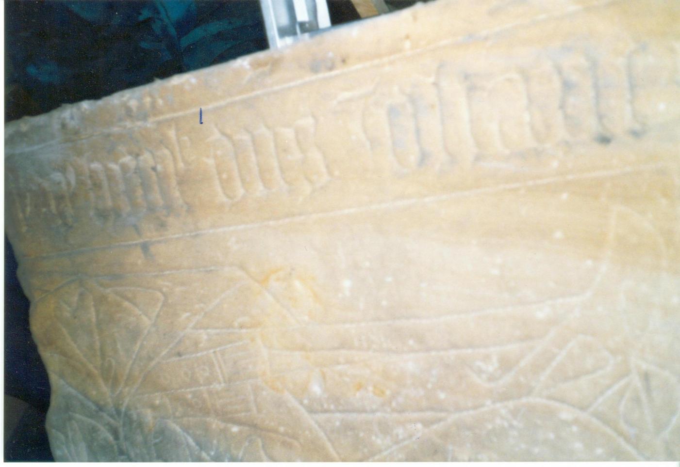 Epitaph (1) rechte Seite 01.jpg
